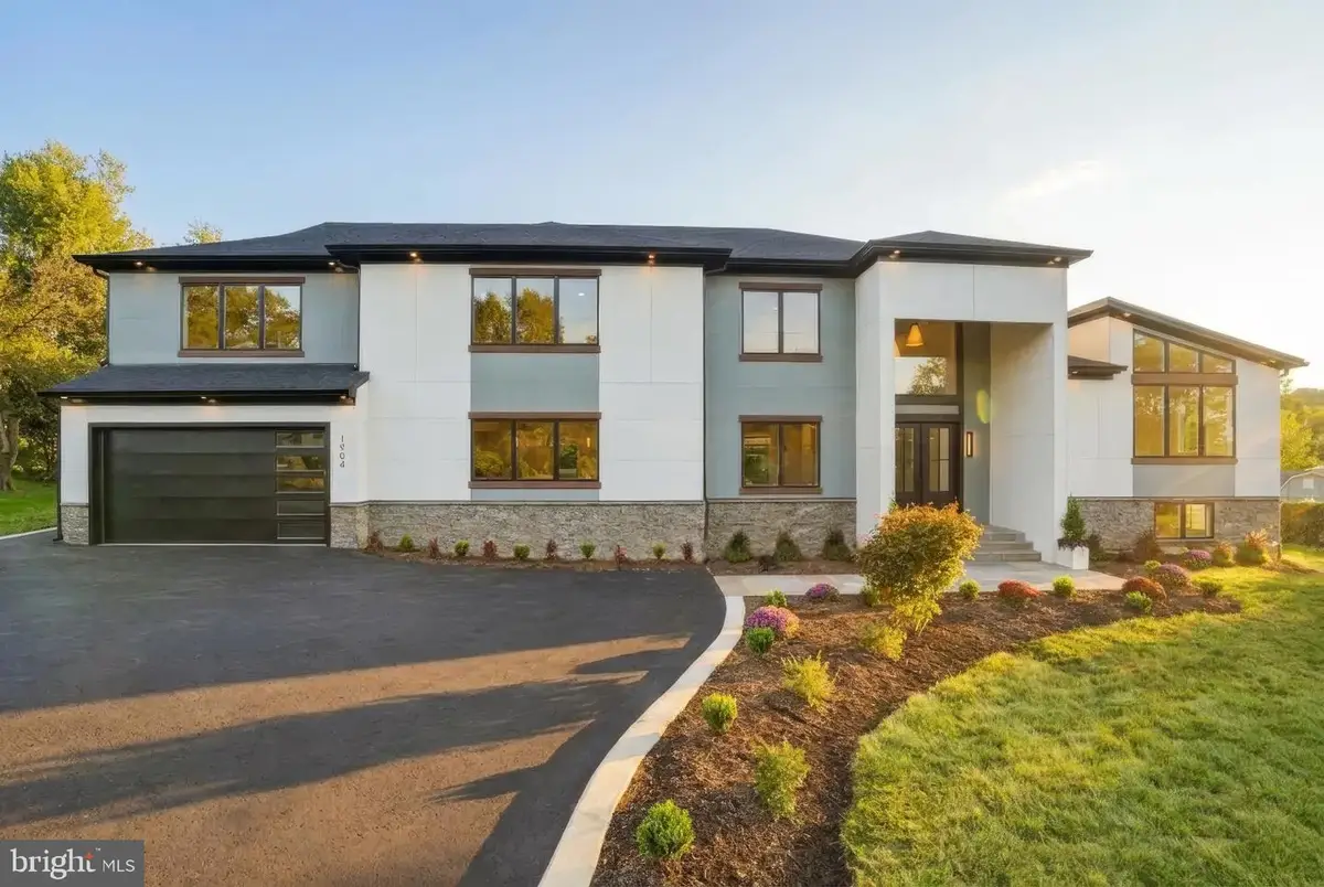1904 Ware Rd, Falls Church, VA 22043 - #1