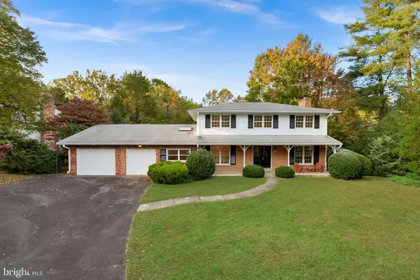 9200 Leamington Ct, FAIRFAX, VA 22031