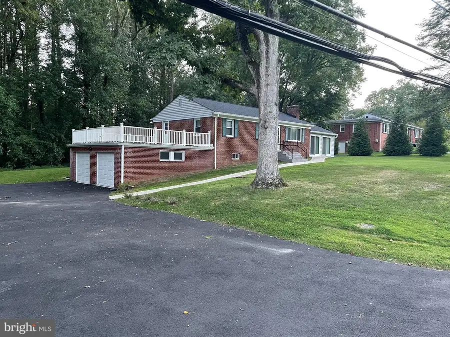 9101 Old Keene Mill Rd, Springfield, VA 22152 - #2
