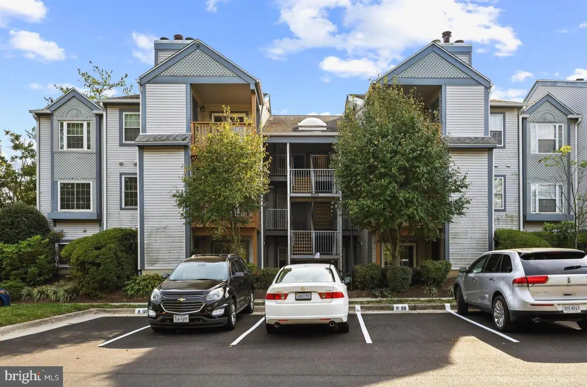 6908 Victoria Dr #i, Alexandria, VA 22310 - #1