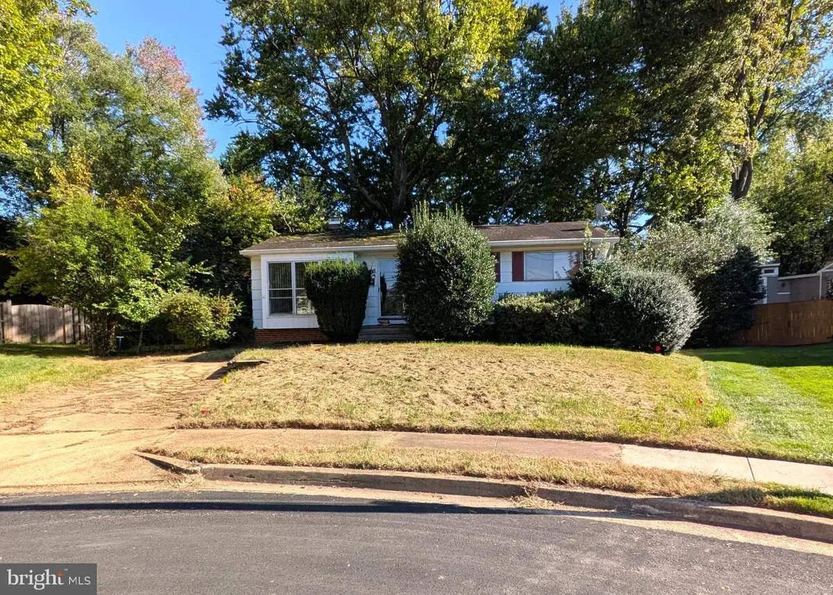1412 Patrick Cir Sw, Vienna, VA 22180 - #1