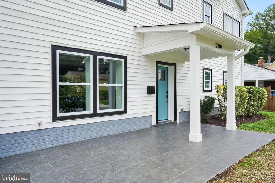 7304 Dickenson St, Springfield, VA 22150 - #2