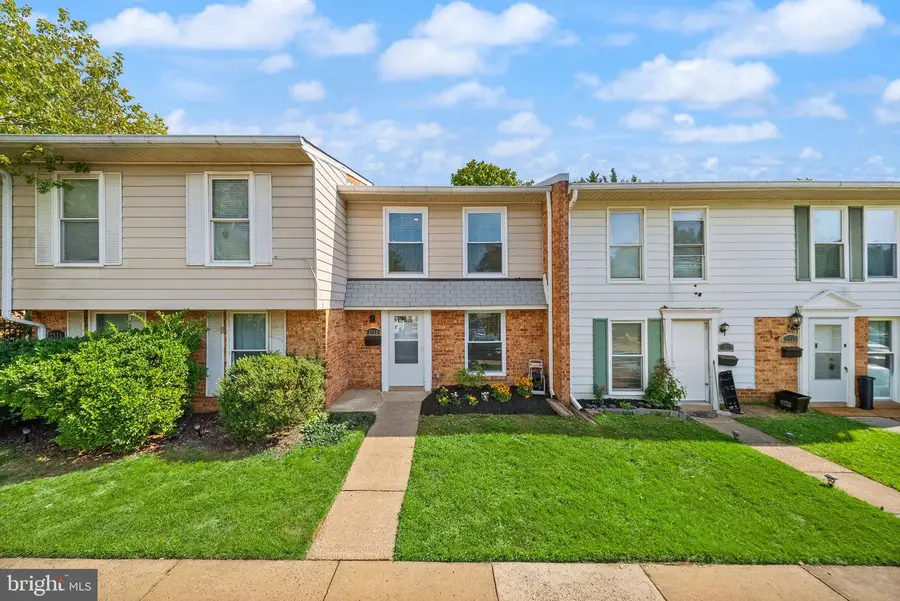 2113 Ferguson Pl, Herndon, VA 20170 - #2