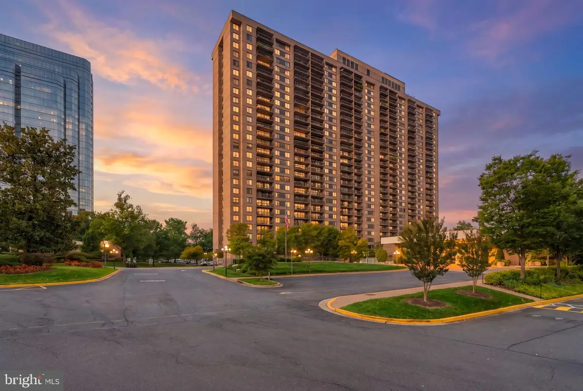 3701 S George Mason Dr #205n, Falls Church, VA 22041 - #1