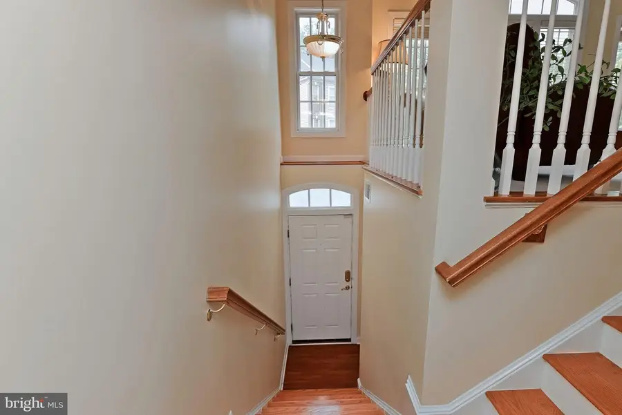 9089 Acheson Ct, Lorton, VA 22079 - #2
