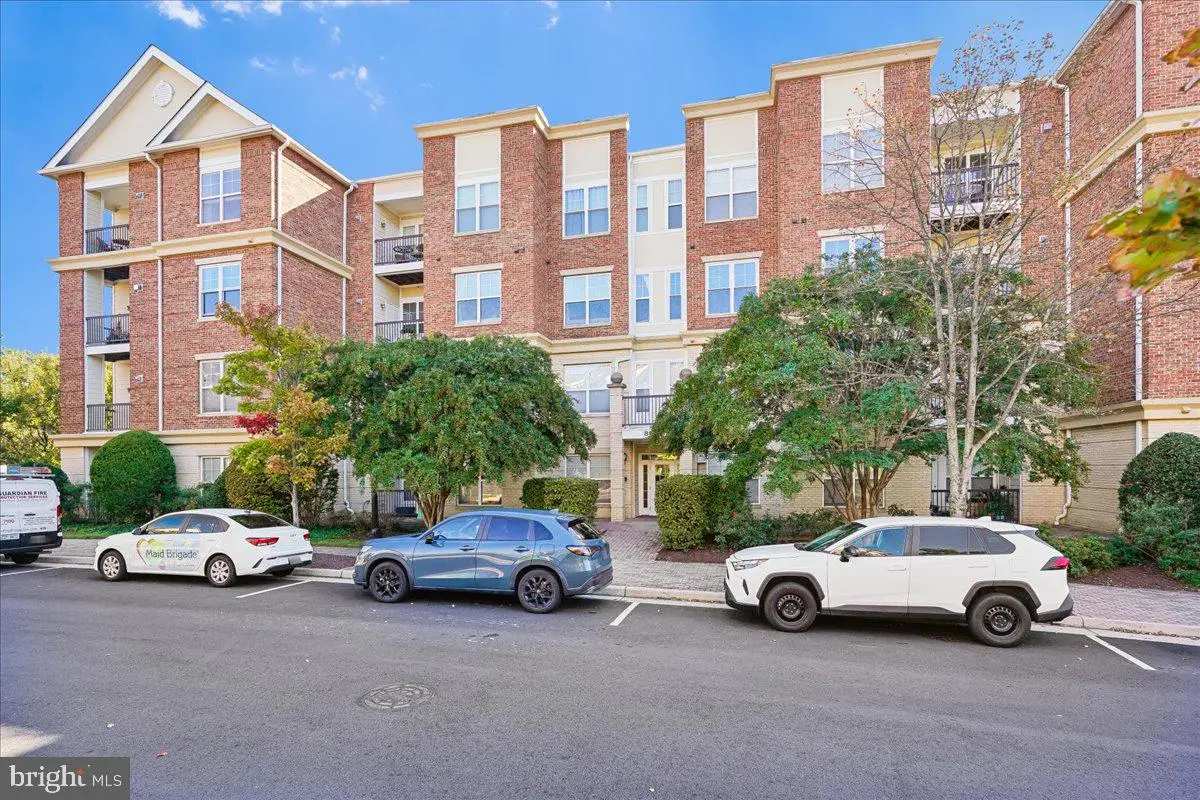 815 Branch Dr #304, Herndon, VA 20170 - #1