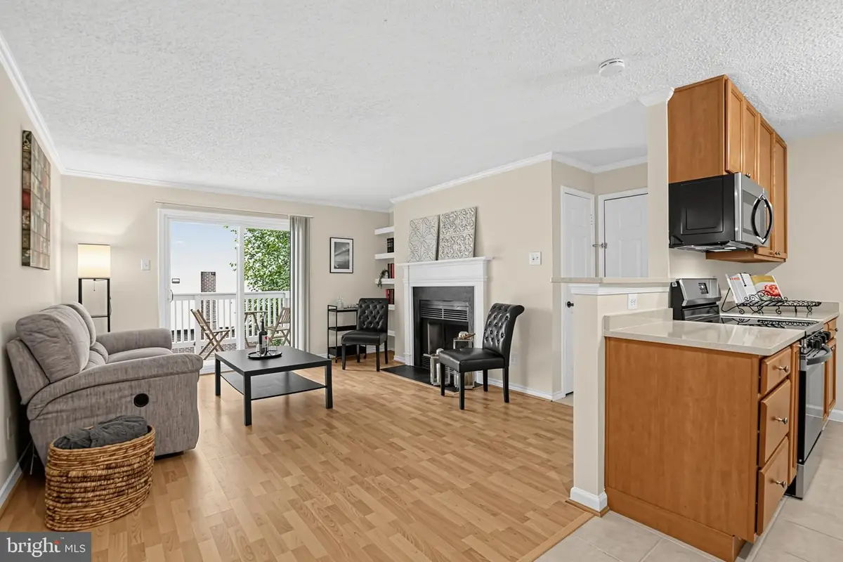 1532 Lincoln Way #202b, McLean, VA 22102 - #1