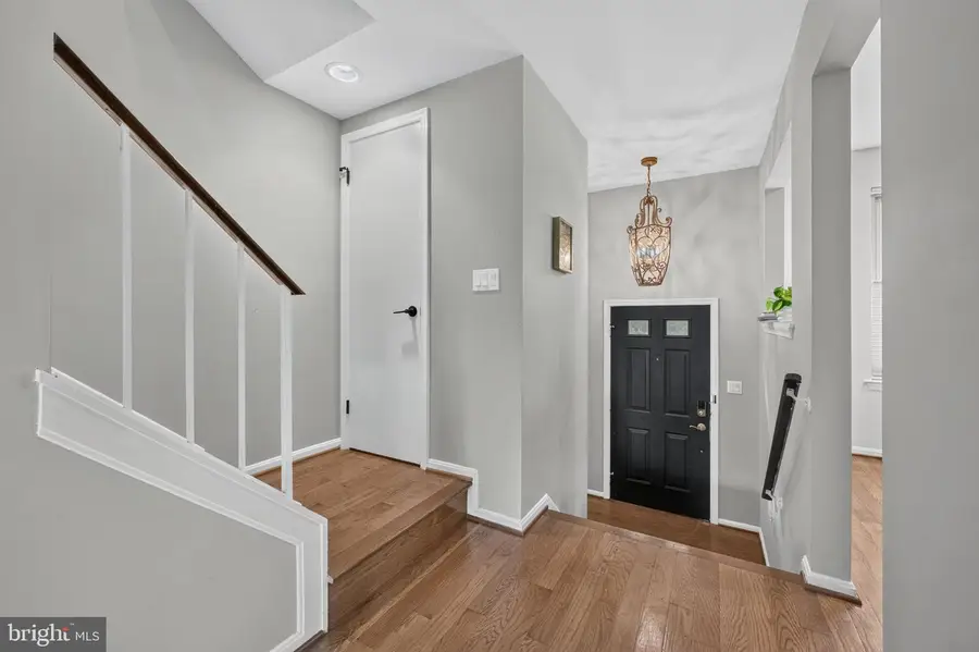7767 Asterella Ct, Springfield, VA 22152 - #2