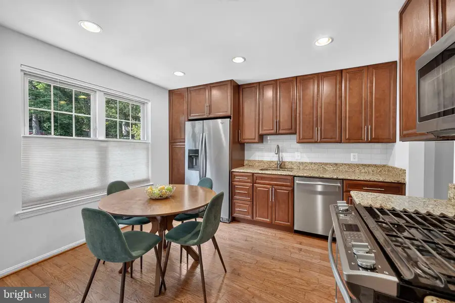 7767 Asterella Ct, Springfield, VA 22152 - #3