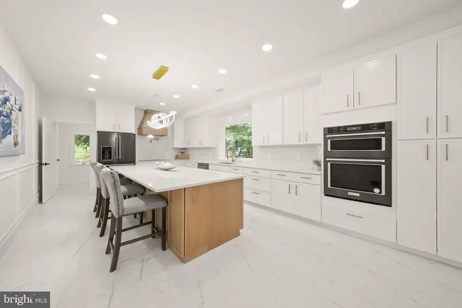 2713 Silkwood Ct, Oakton, VA 22124 - #2