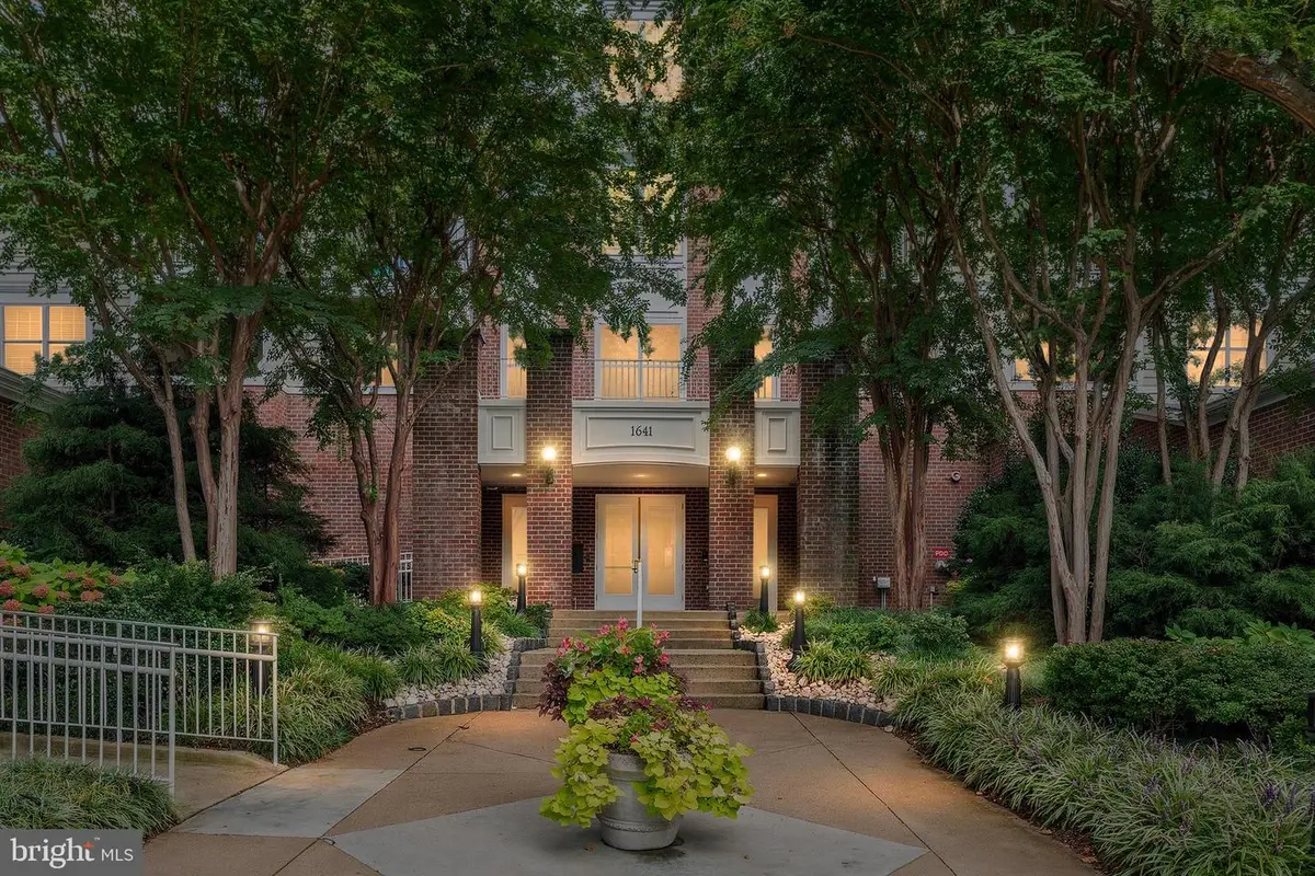 1641 International Dr #308, McLean, VA 22102 - #1