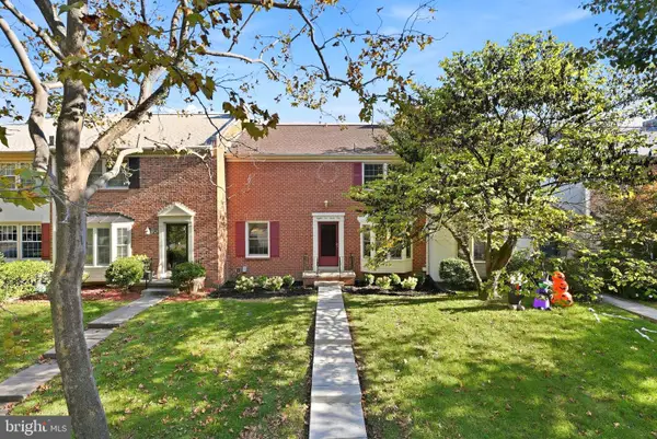 8531 Forrester Blvd, SPRINGFIELD, VA 22152
