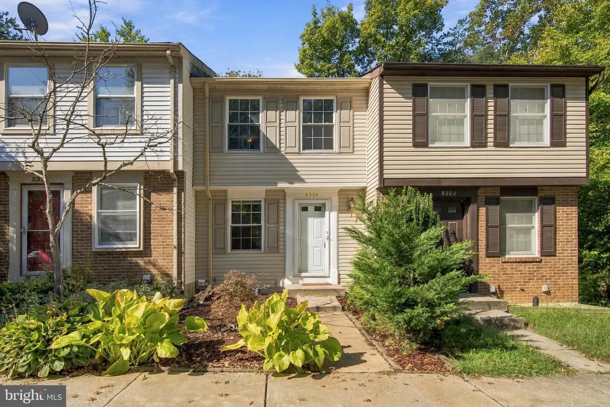 8304 Wind Fall Rd, Springfield, VA 22153 - #1