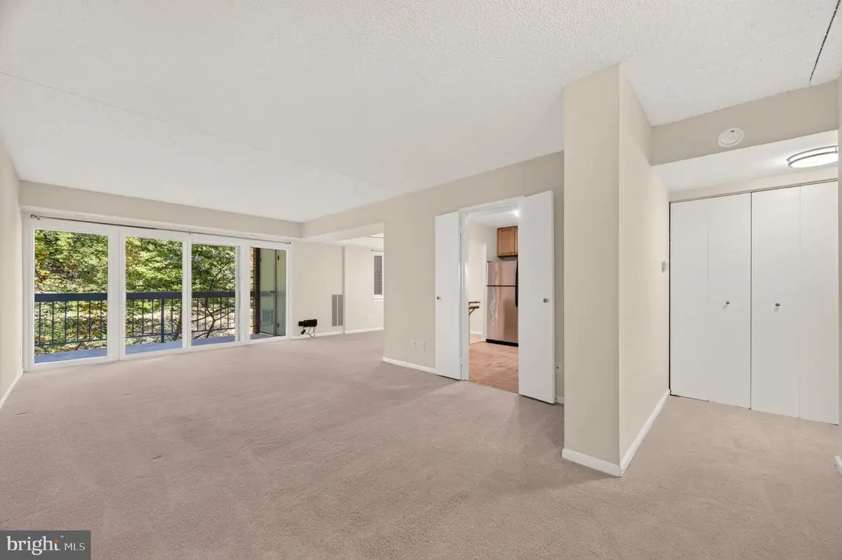 11806 Breton Ct #12c, Reston, VA 20191 - #1
