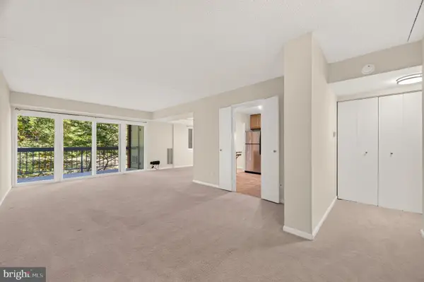 11806 Breton Ct #12c, RESTON, VA 20191
