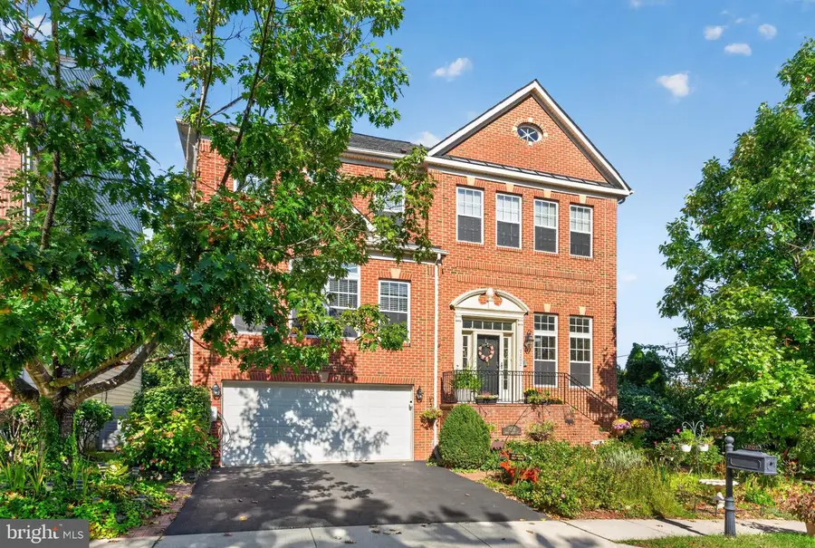 7202 Gray Heights Ct, Alexandria, VA 22315 - #3