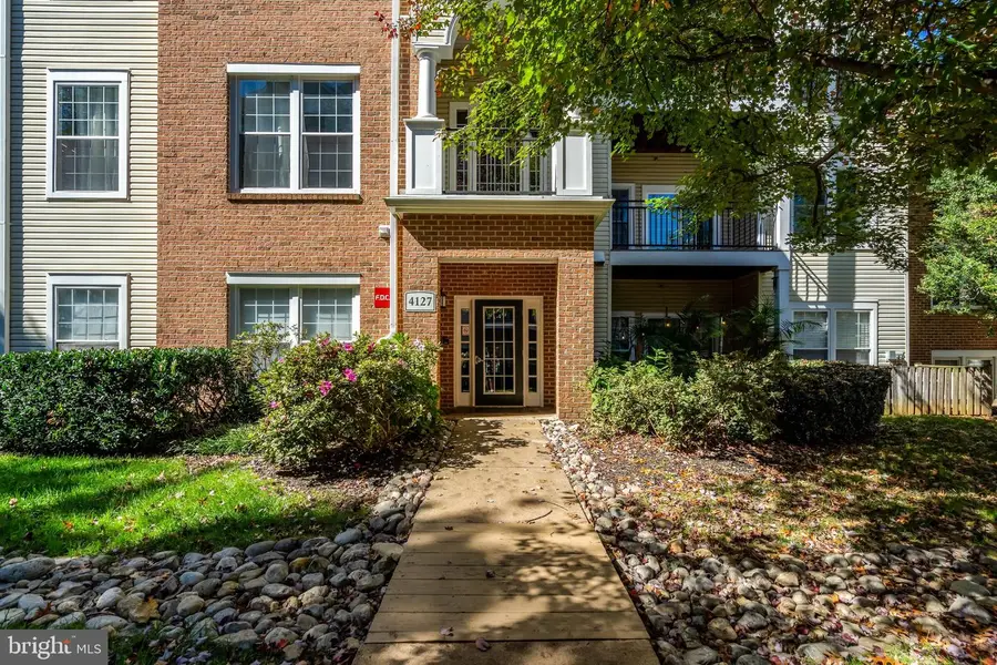 4127 Fountainside Ln #304, Fairfax, VA 22030 - #2