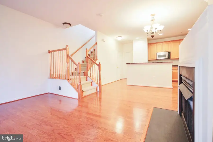 4479-a Beacon Grove Cir, Fairfax, VA 22033 - #2