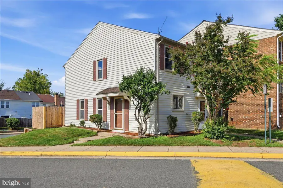 13831 Claret Ct, Chantilly, VA 20151 - #2