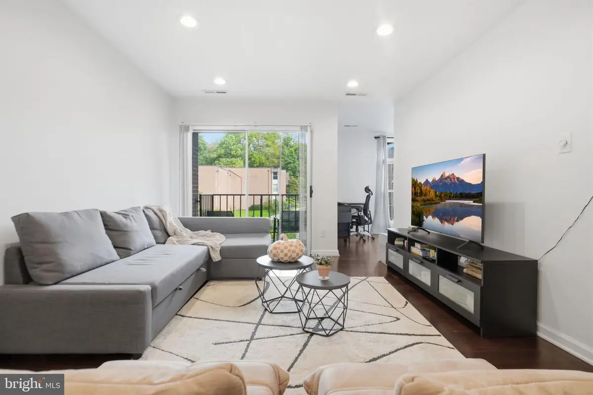8312 Tobin Rd Rd #23, Annandale, VA 22003 - #1