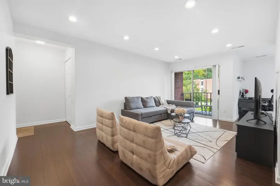 8312 Tobin Rd Rd #23, Annandale, VA 22003 - #3