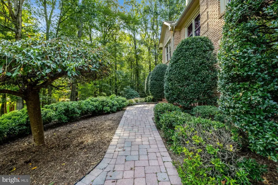6290 Homar Pond Ct, Fairfax Station, VA 22039 - #3