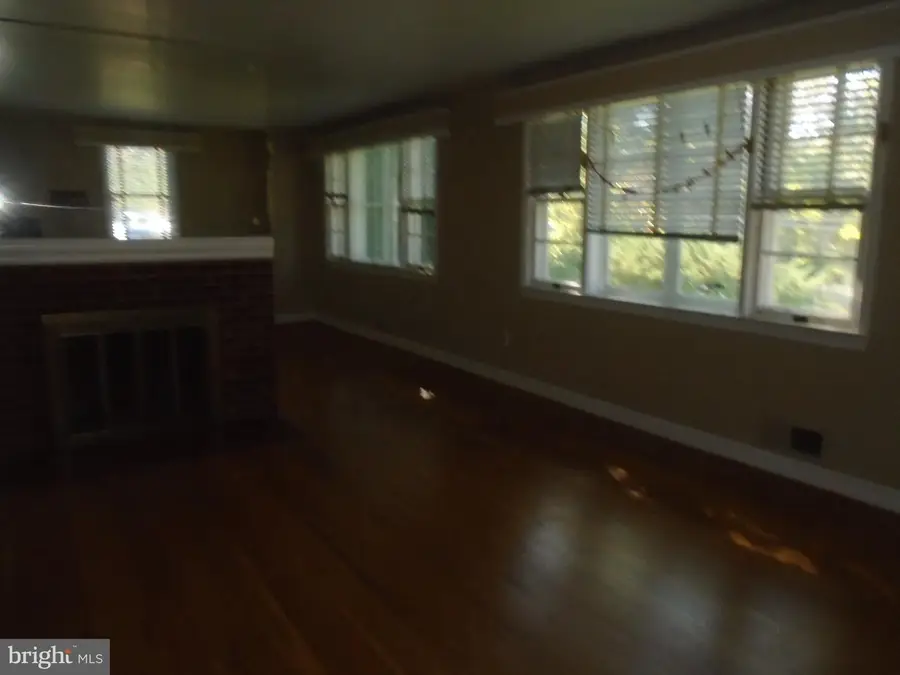6510 Ivy Hill Dr, McLean, VA 22101 - #3