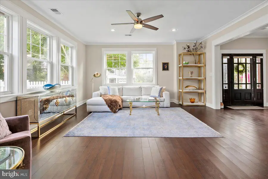 2300 Brilyn Pl, Falls Church, VA 22046 - #3