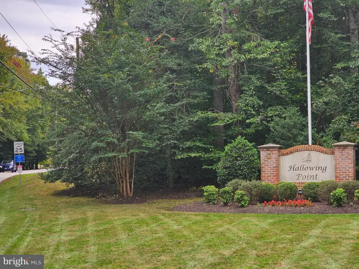 5800 River Dr, Lorton, VA 22079 - #1