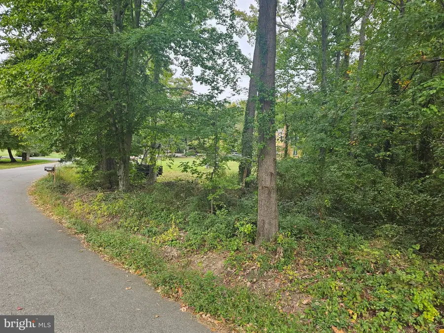 5912 Oak Grove St, Lorton, VA 22079 - #2