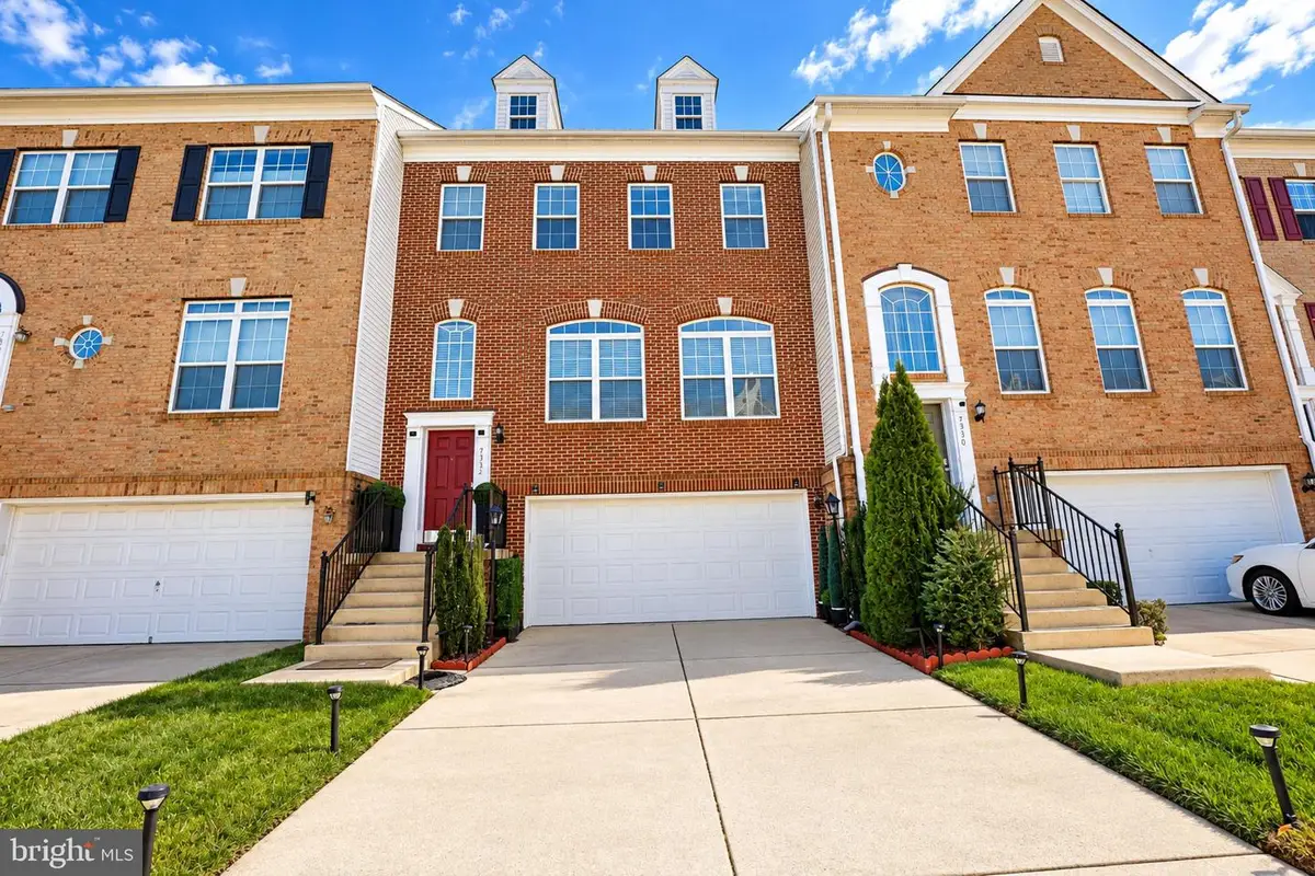 7332 Hampton Pl, Springfield, VA 22150 - #1
