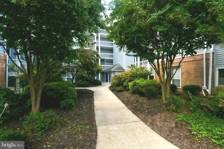 3178 Summit Square Dr #3-a8, Oakton, VA 22124 - #2