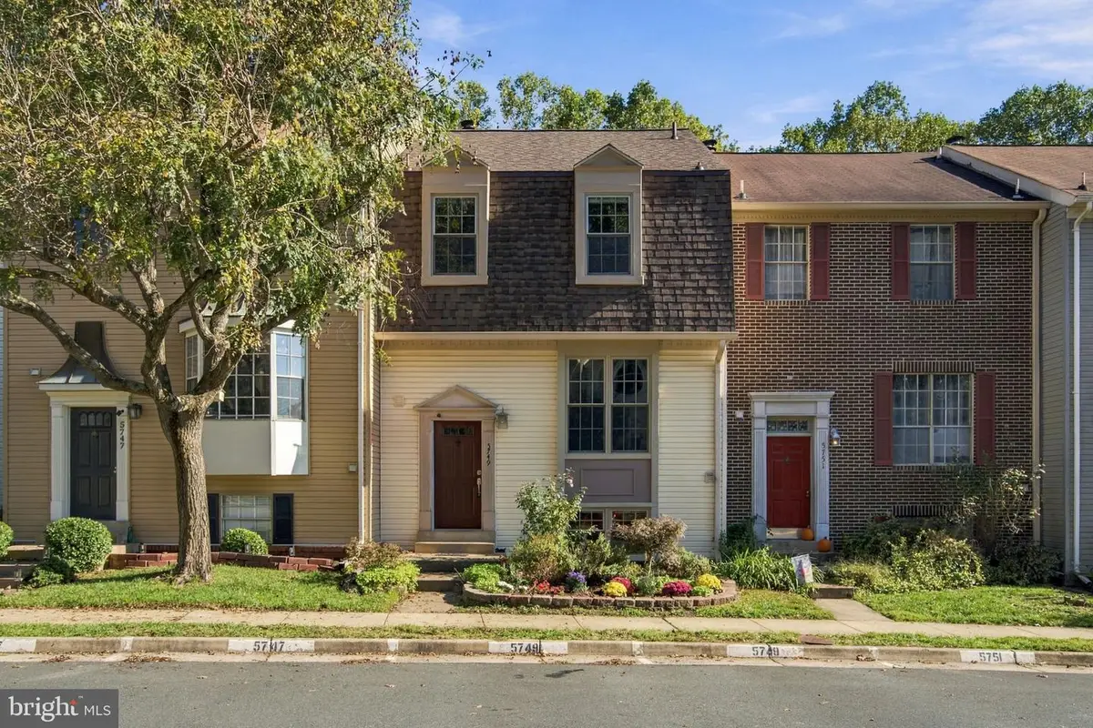5749 Burke Towne Ct, Burke, VA 22015 - #1
