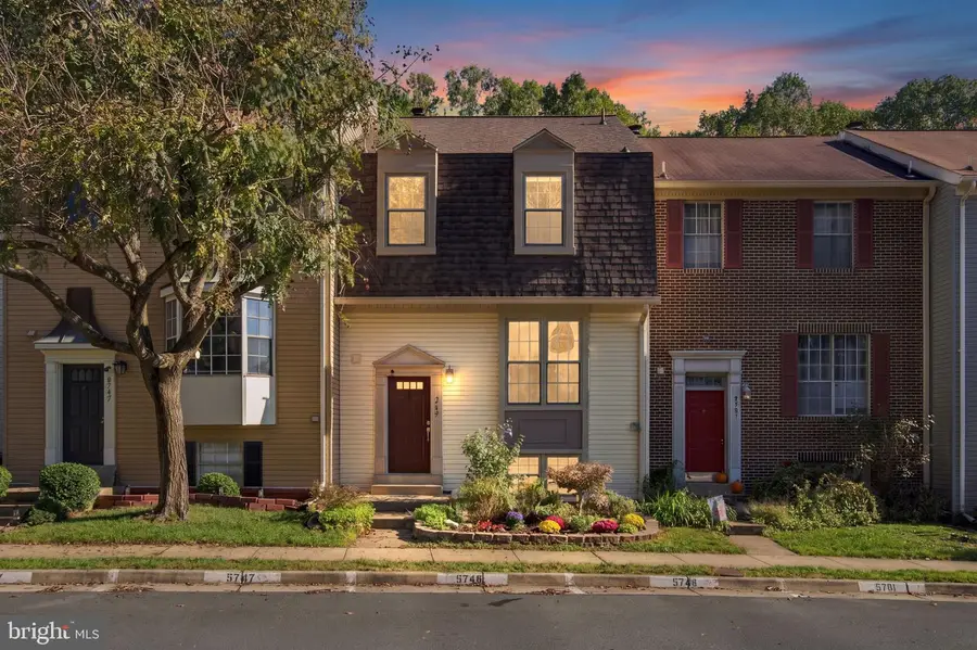 5749 Burke Towne Ct, Burke, VA 22015 - #2