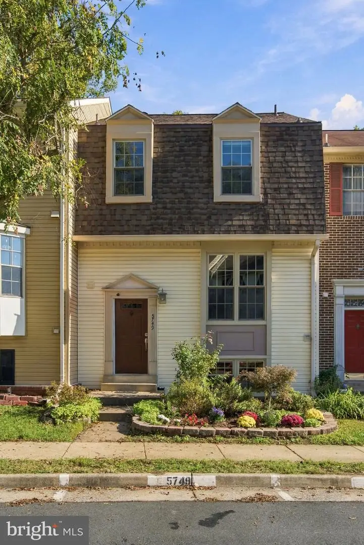 5749 Burke Towne Ct, Burke, VA 22015 - #3