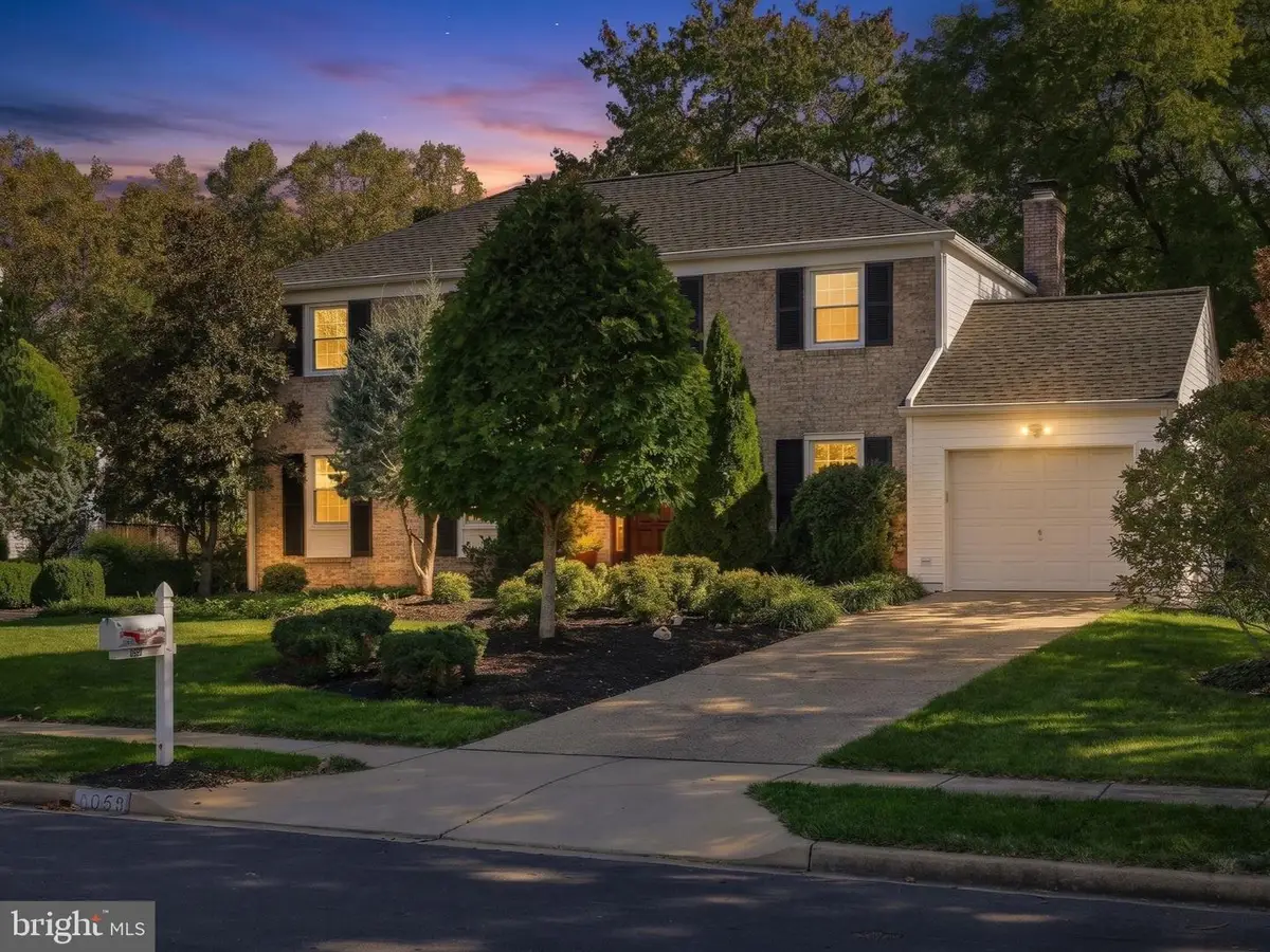 6053 Tammy Dr, Alexandria, VA 22310 - #1