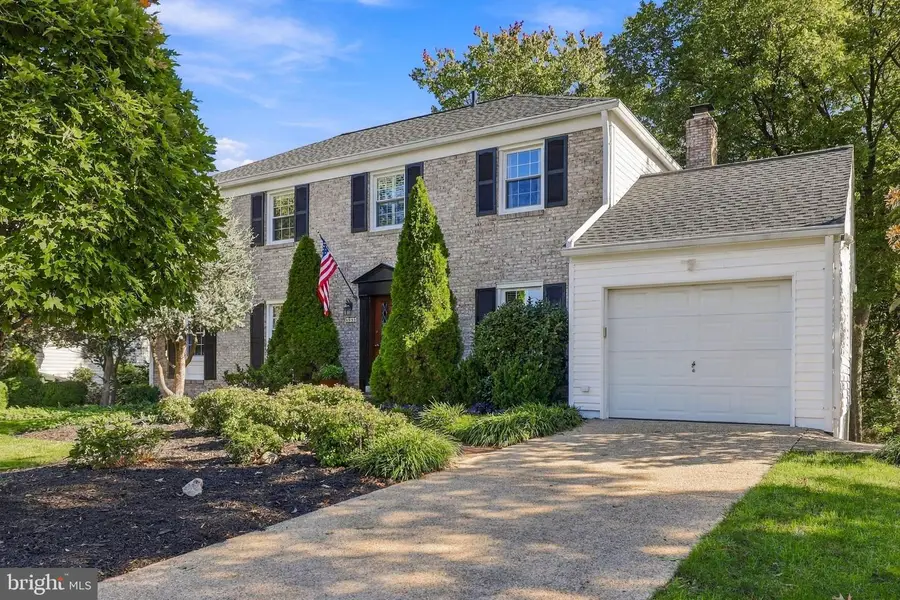 6053 Tammy Dr, Alexandria, VA 22310 - #3
