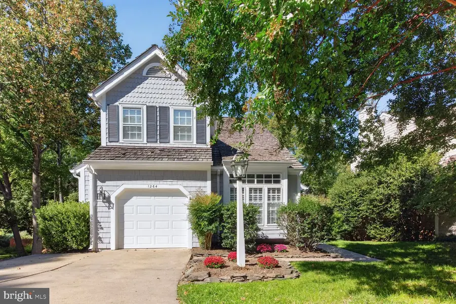 1264 Lamplighter Way, Reston, VA 20194 - #2