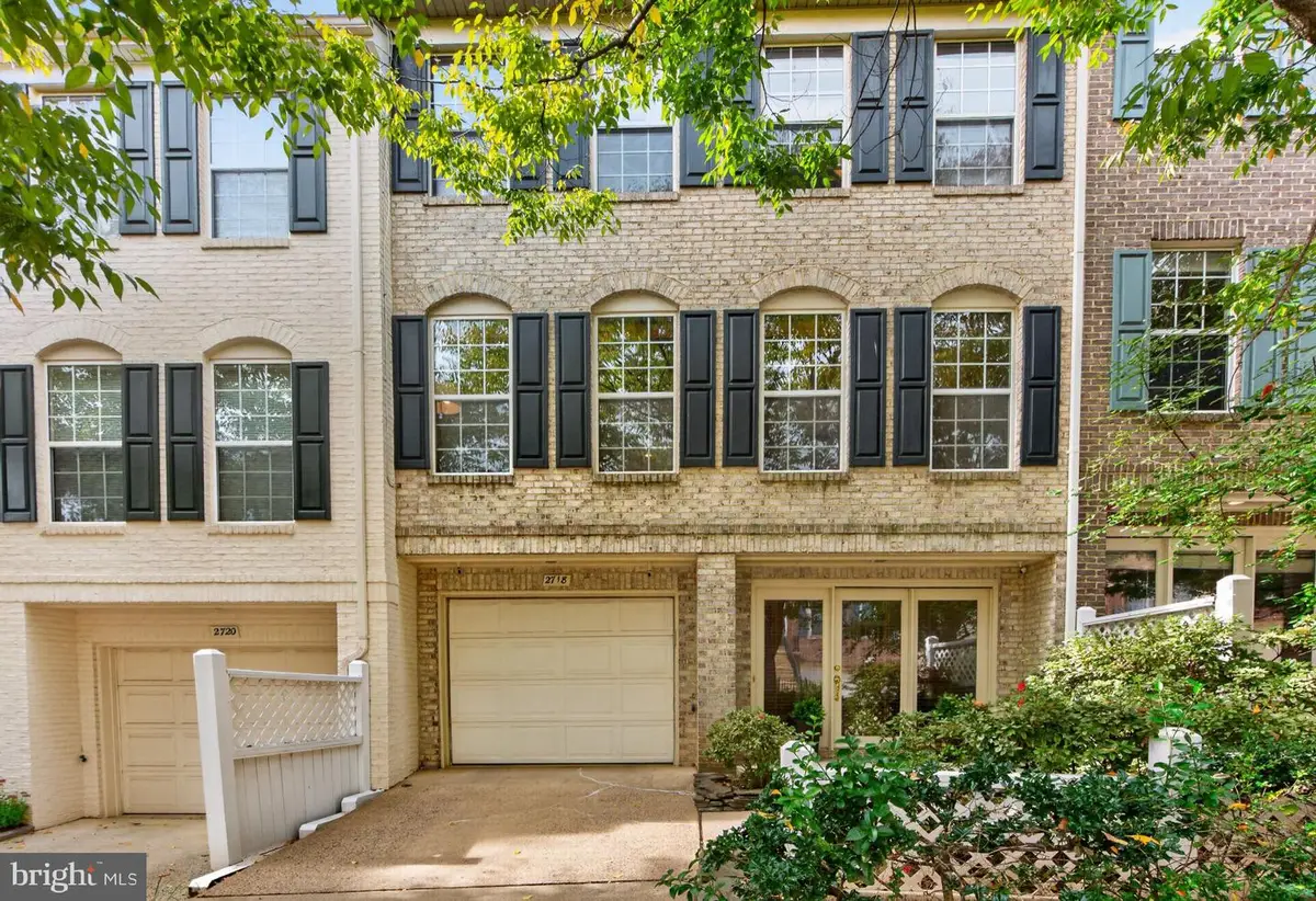 2718 Pembsly Dr, Vienna, VA 22181 - #1