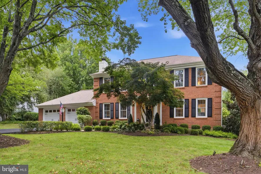 10504 Cowberry Ct, Vienna, VA 22182 - #2