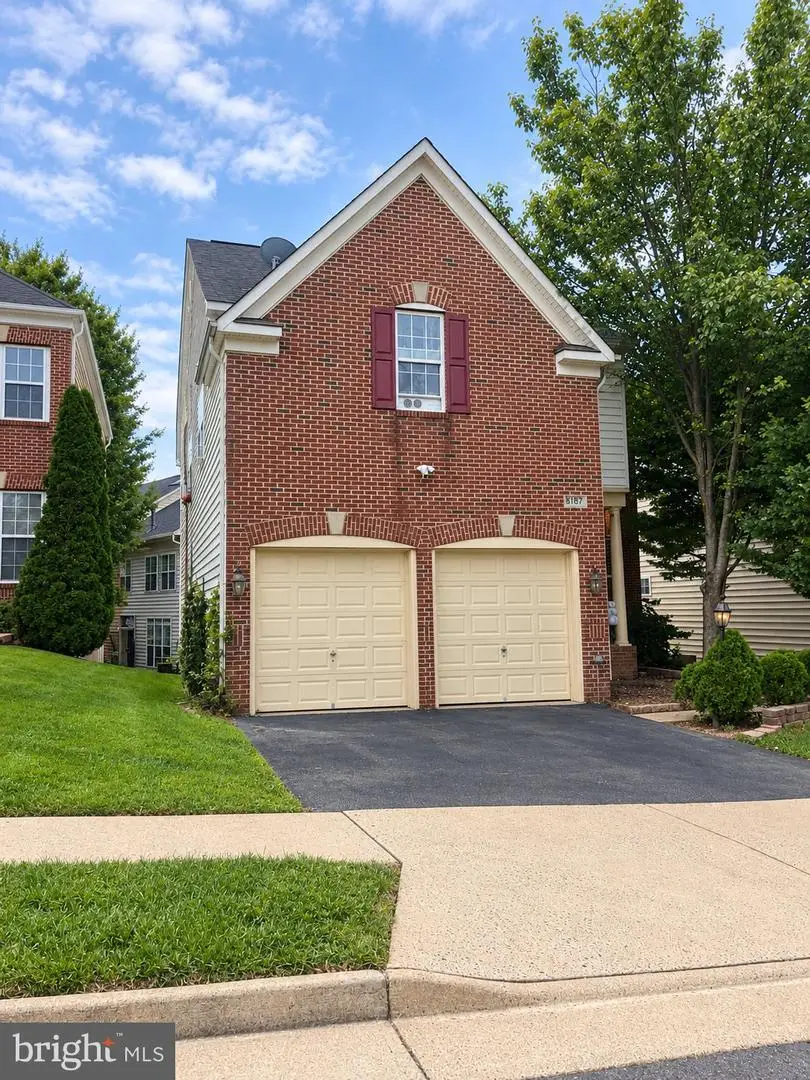 8187 Usher Dr, Lorton, VA 22079 - #2