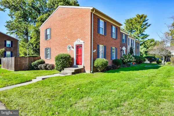 3209 Silverstone Ct, OAKTON, VA 22124
