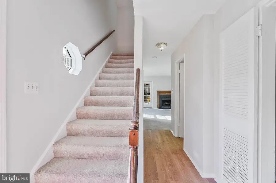 3209 Silverstone Ct, Oakton, VA 22124 - #3