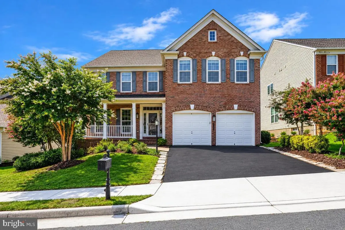 8185 Paper Birch Dr, Lorton, VA 22079 - #1