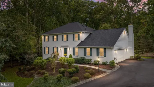 3202 Pommel Ct, OAKTON, VA 22124