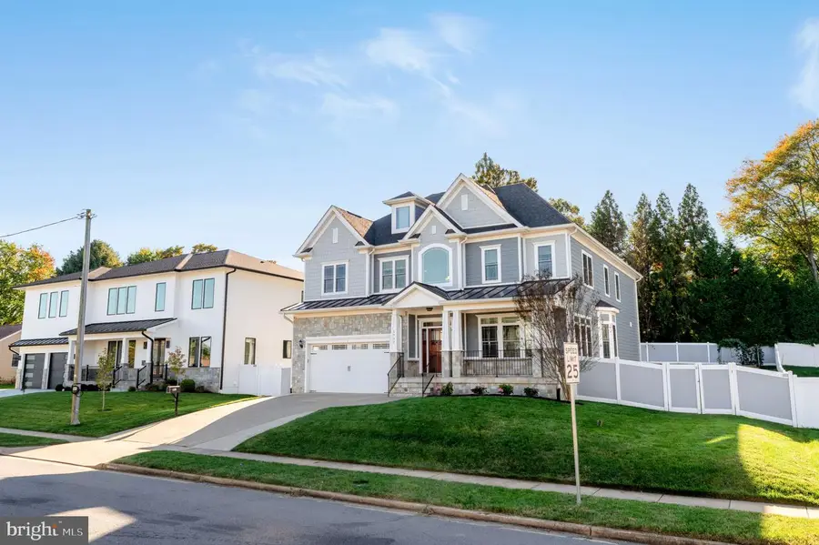 1732 Pimmit Dr, Falls Church, VA 22043 - #3