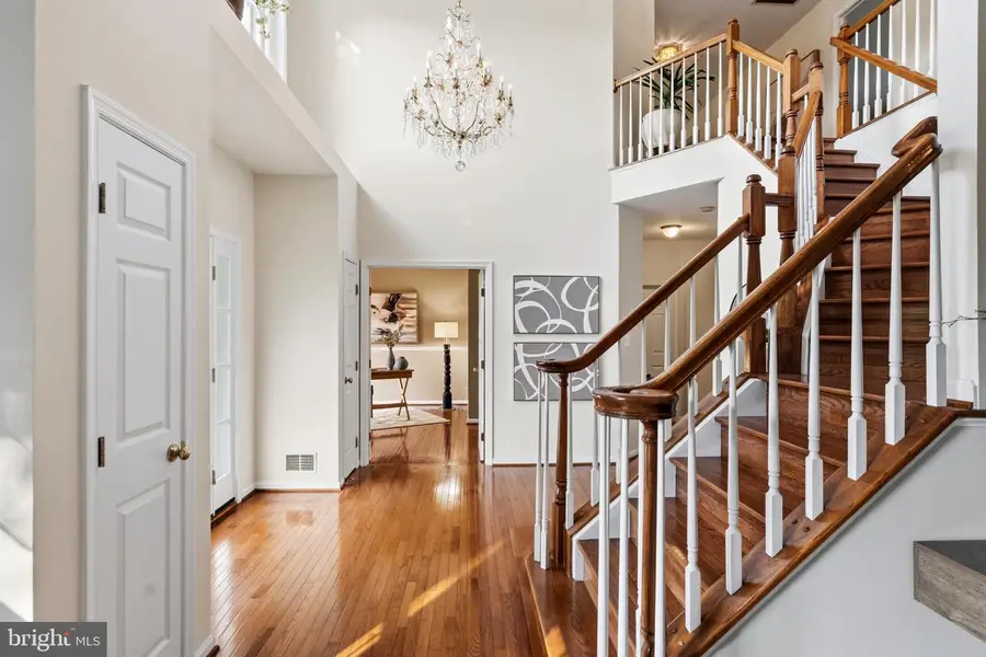 8233 Franklin Dr, Lorton, VA 22079 - #3