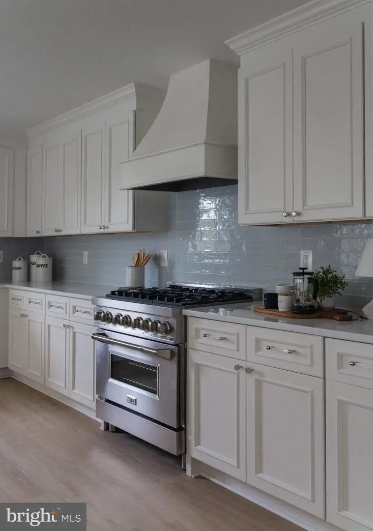1308 Bunker Hill Rd, Alexandria, VA 22308 - #2