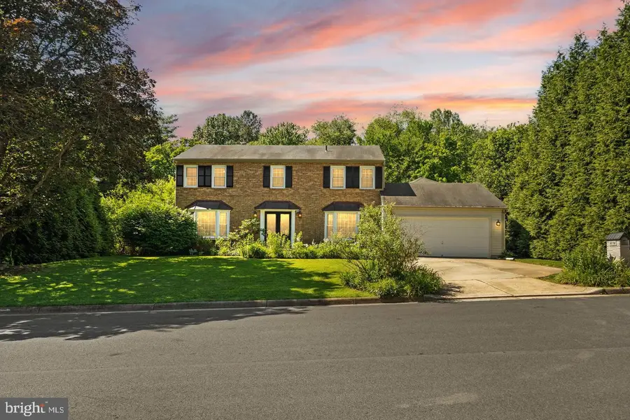 9719 Cinnamon Creek Dr, Vienna, VA 22182 - #3