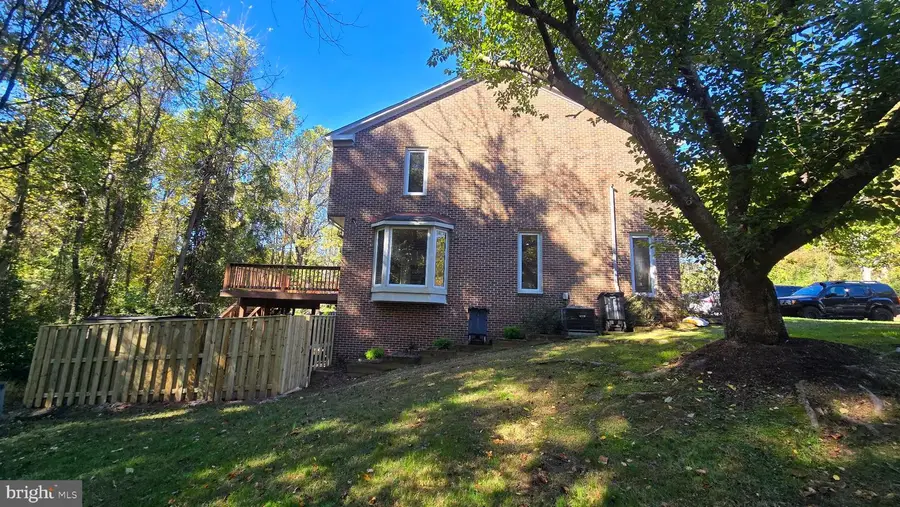 9679 Mason Bluff Ct, Burke, VA 22015 - #2